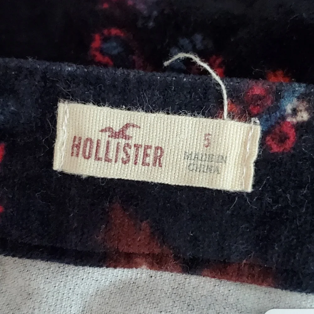 Hollister Women Skirt S Black Mini Skirt Floral Velvet Button Front Cottagecore
